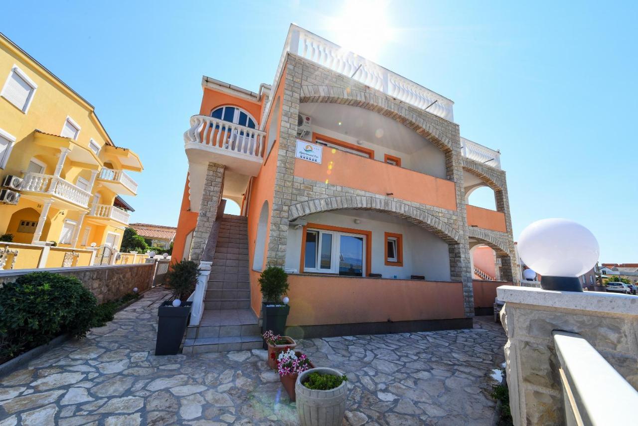 Apartment Por