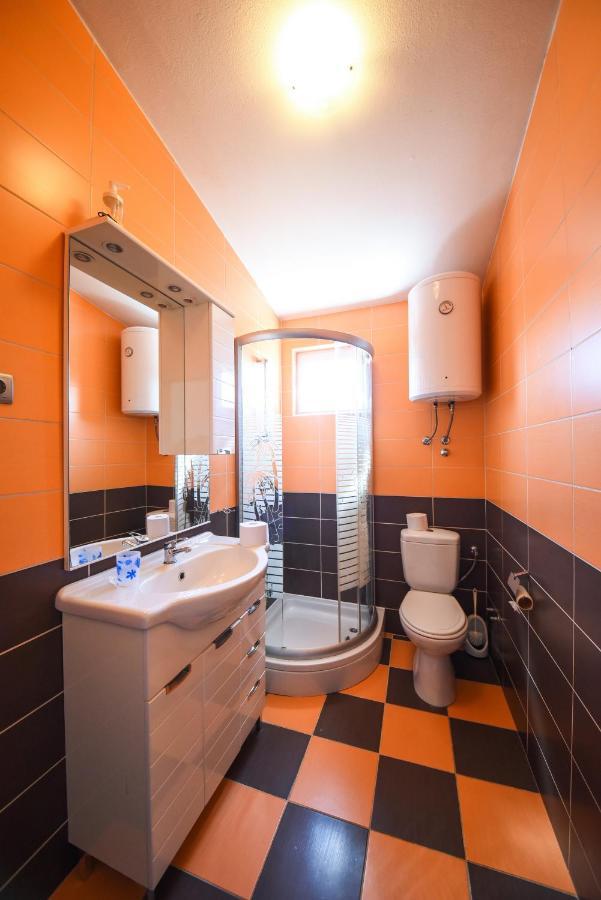 Por Apartment